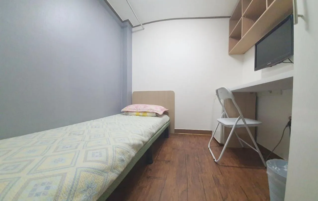 Apgujeong Home Seoul