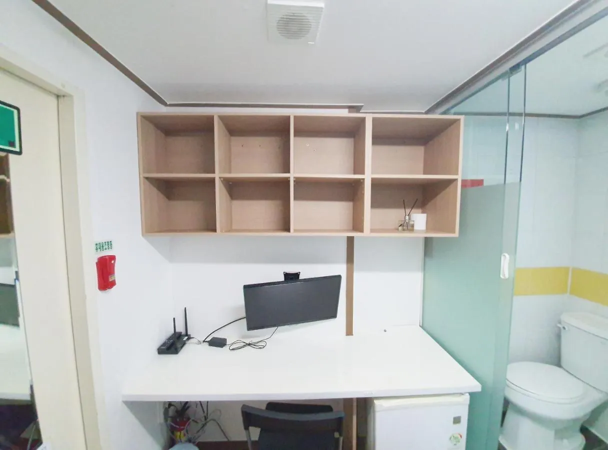 Apgujeong Home Seoul