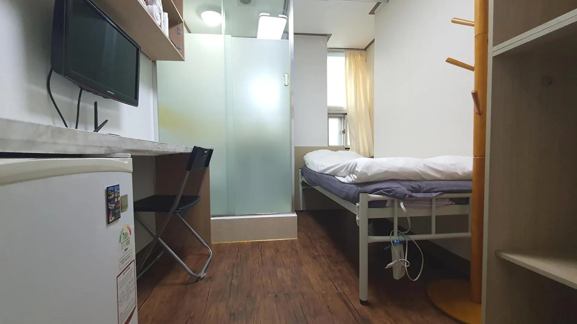 Apgujeong Home Seoul 0*,