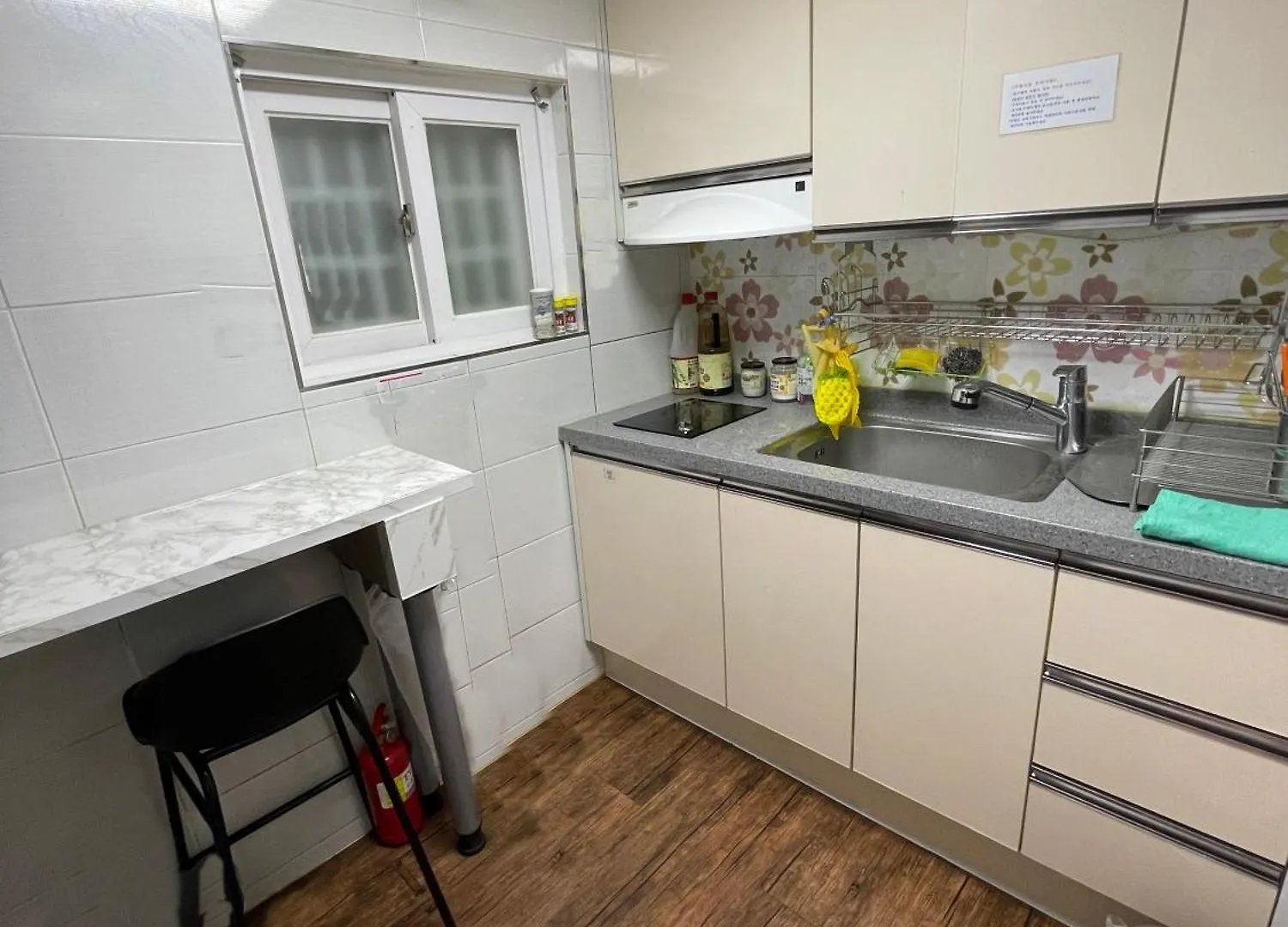 Apgujeong Home Seoul Guest house